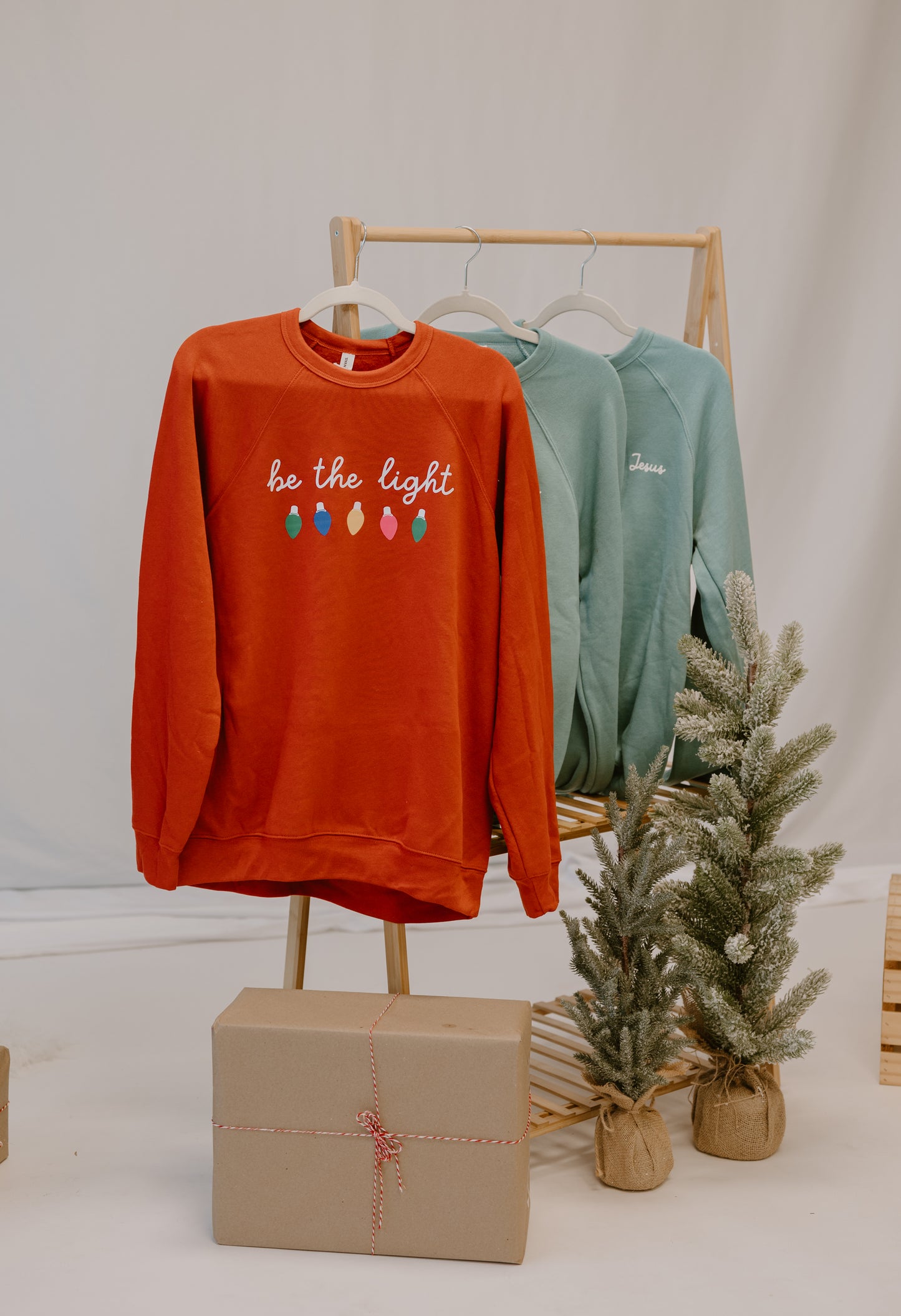 Be the Light Crewneck